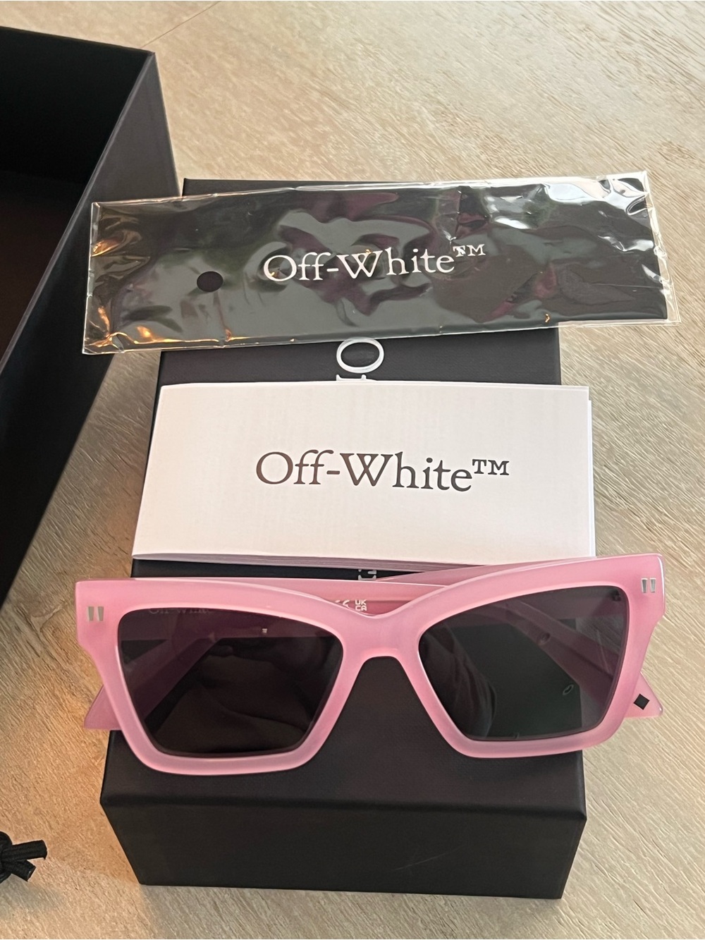 Off-White Pink Rectangular Cat-Eye Sunglasses